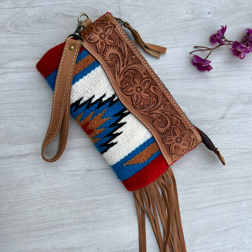 White Saddle Blanket Tassel Clutch with Tooled Leather – TSB44B
