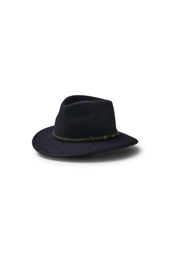 AKUBRA TRAVELLER IN MIDNIGHT