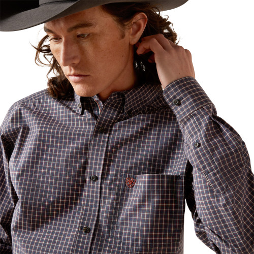 ARIAT MNS PRO SERIES WINSTON FITTED LS SHIRT NAVY