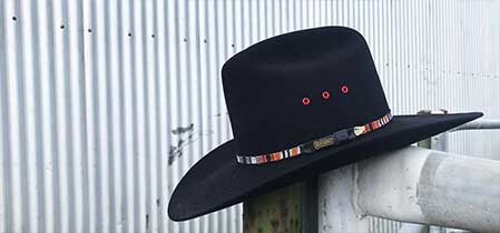 akubra1.jpg