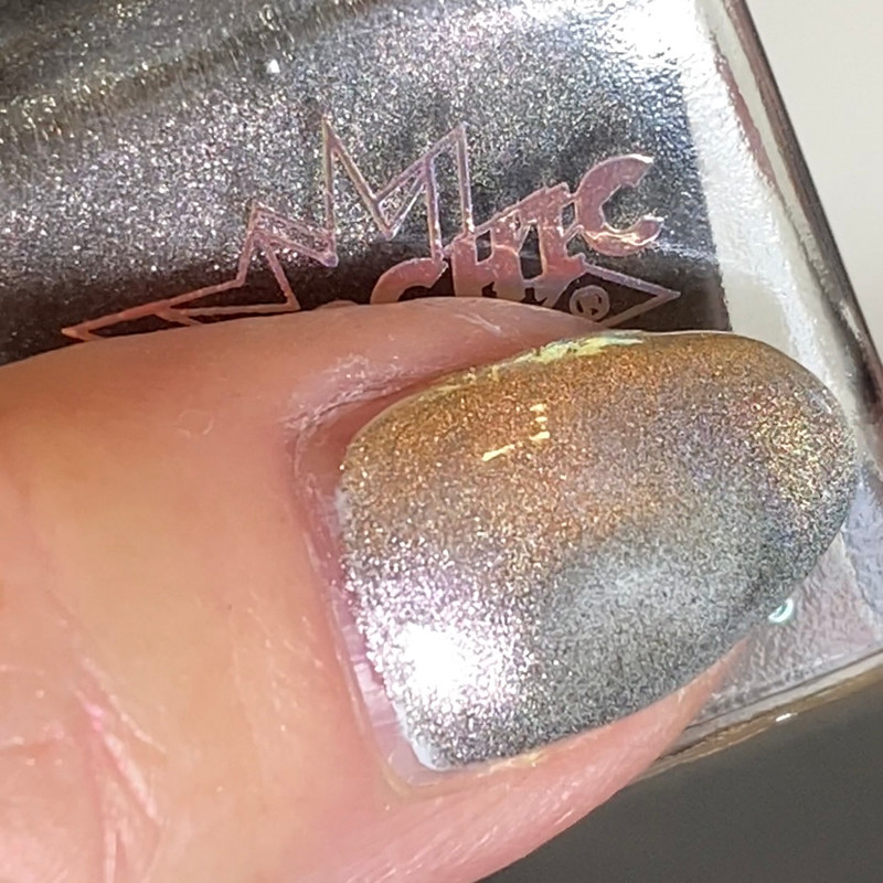 Charme Gel H68 Enchantment | Rose Gold Holographic Twinkle Flash On Gel  Polish – Daily Charme