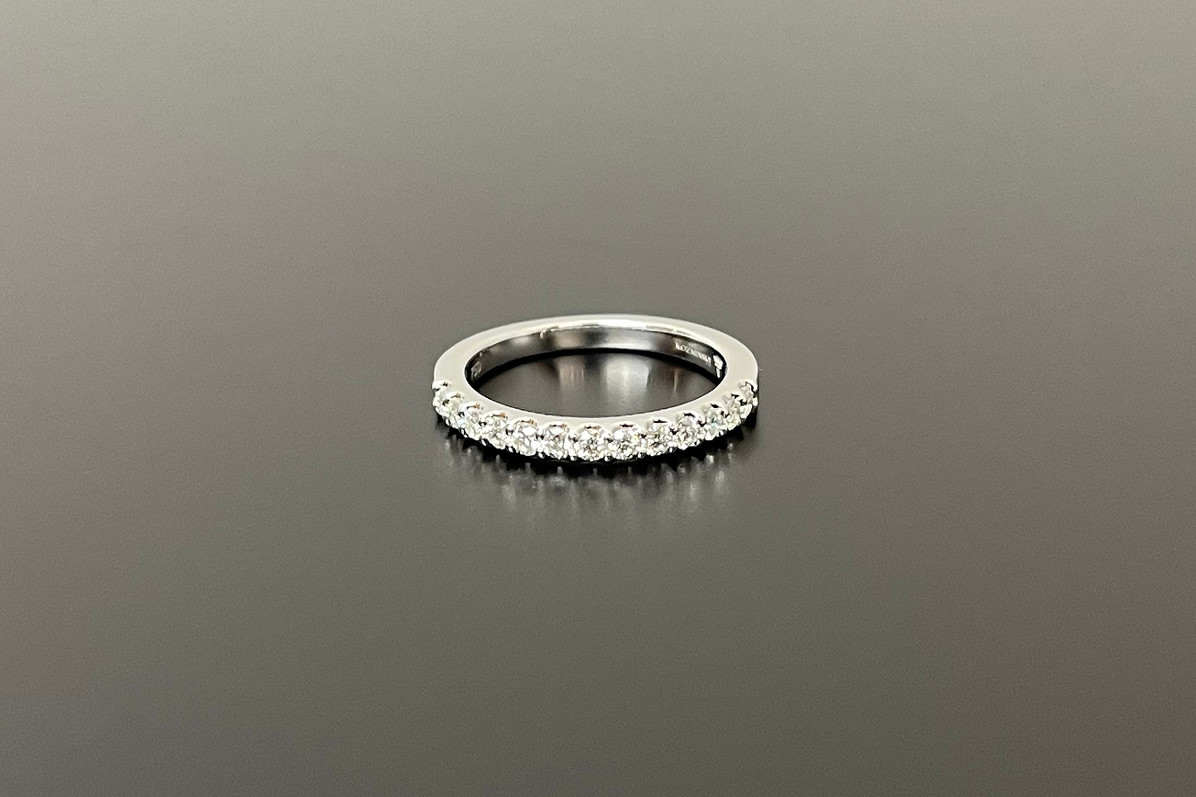 Diamond wedding band