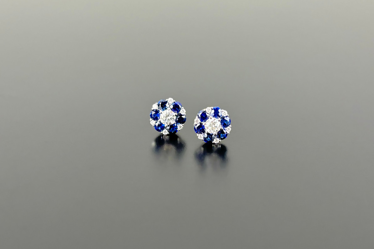 Diamond and Sapphire Stud Earrings in 18ct white gold.
