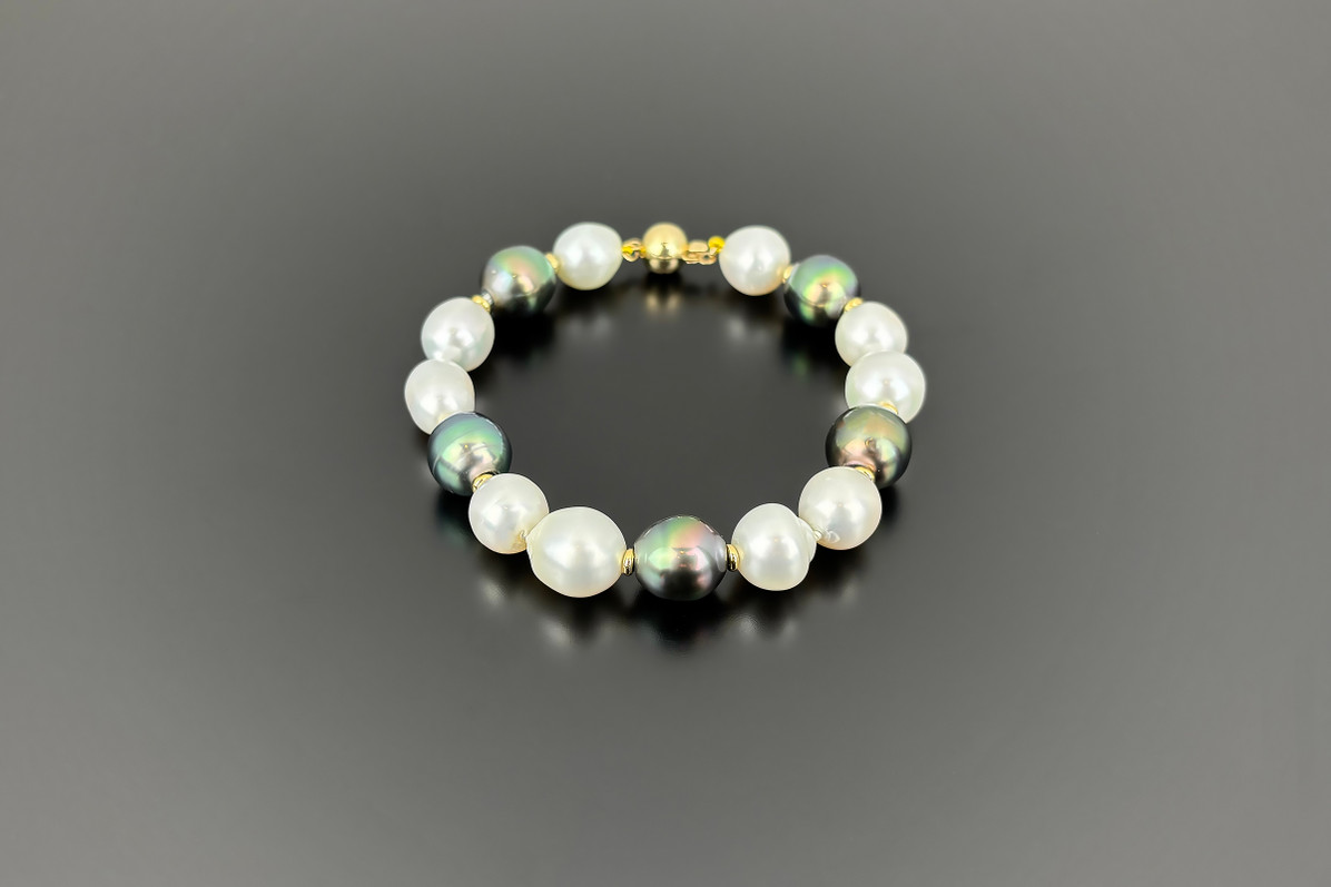 South Sea and Tahitian Pearl Bracelet