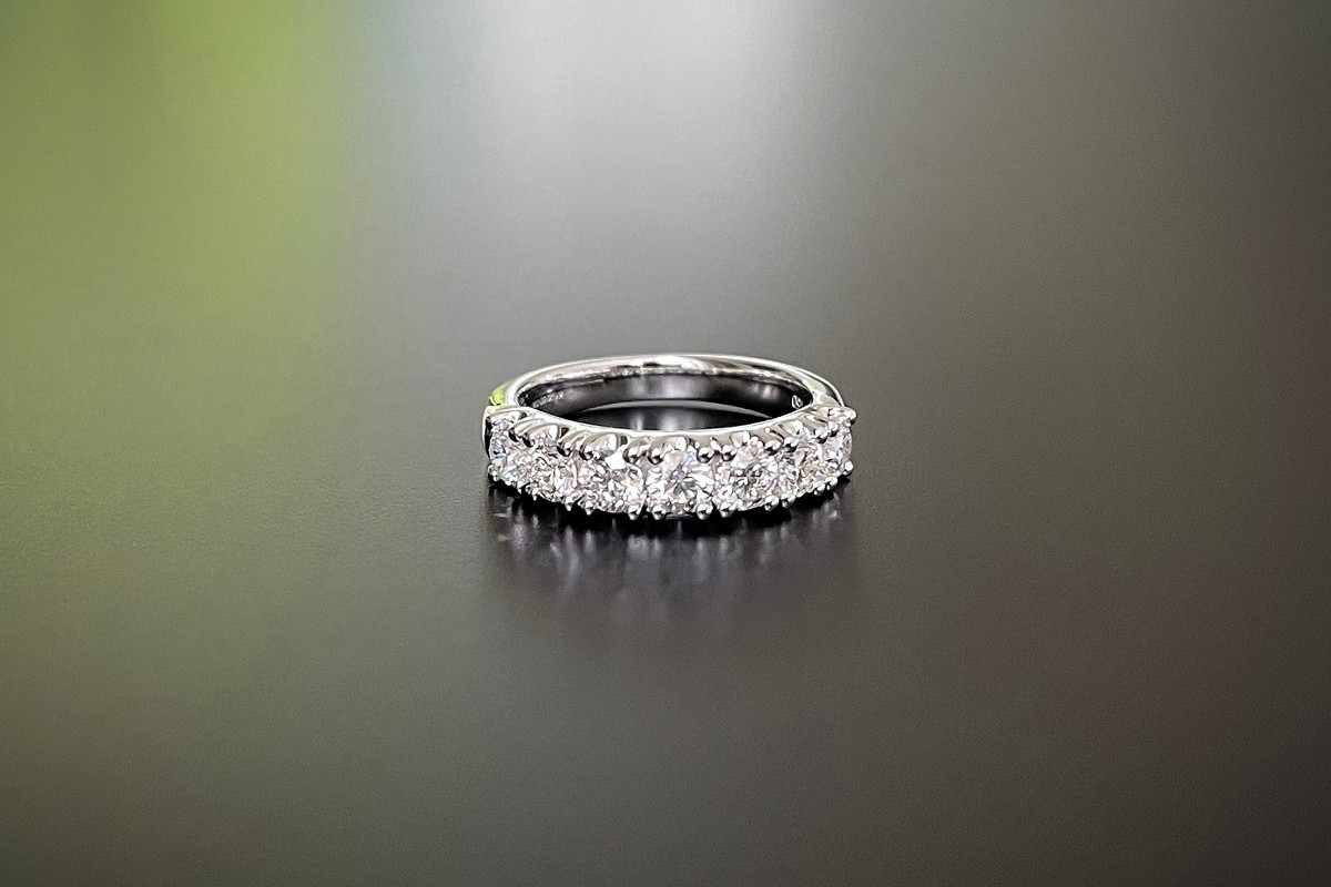 7 stone shop eternity ring