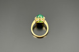 Cabochon emerald ring 18ct yellow gold