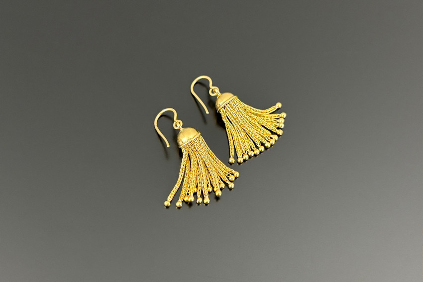 Victorian tassel earrings in 18ct gold
