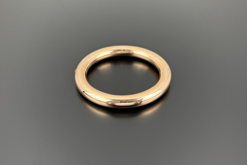 Antique Australian Gold Bangle in 9ct yellow gold
