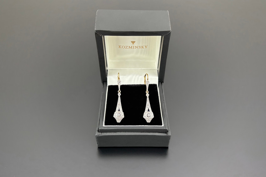 Art Deco Diamond and Onyx Drop Earrings
