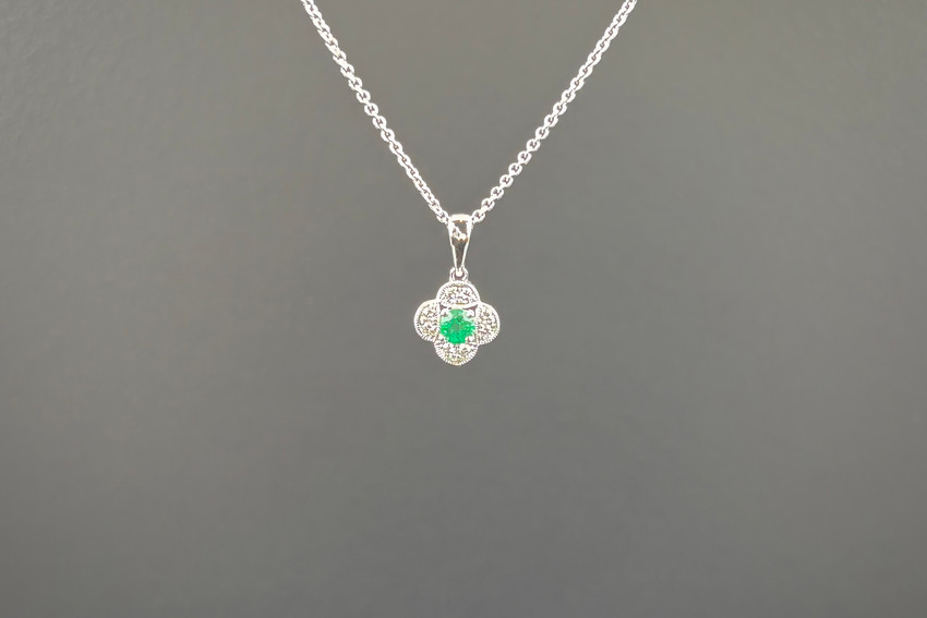 Emerald and Diamond Pendant with chain
