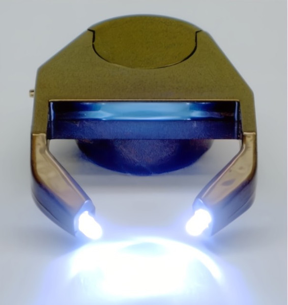 Betamag 12x LED Illuminator