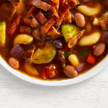 Our New York Corner Café Minestrone Soup captures that spirit in a hearty, home-style meal that’s as satisfying as a window seat on a rainy afternoon.