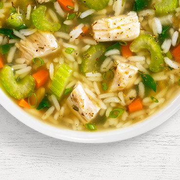 Inspired by the welcoming kitchens and wraparound porches of rural Kentucky, our Kentucky Homestead Chicken & Rice Soup is a fresh, heartwarming take on a timeless classic.