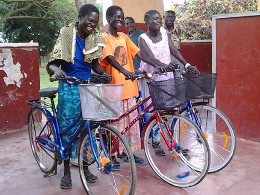 Two Medical Students Start Bike Sharing Program for LifeStitch Workers in Uganda