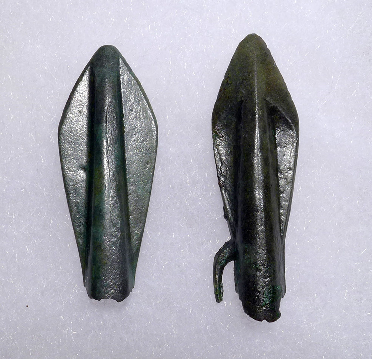 TWO LARGE EXCEPTIONAL ANCIENT GREEK MACEDONIA BRONZE ARROWHEADS *NE195
