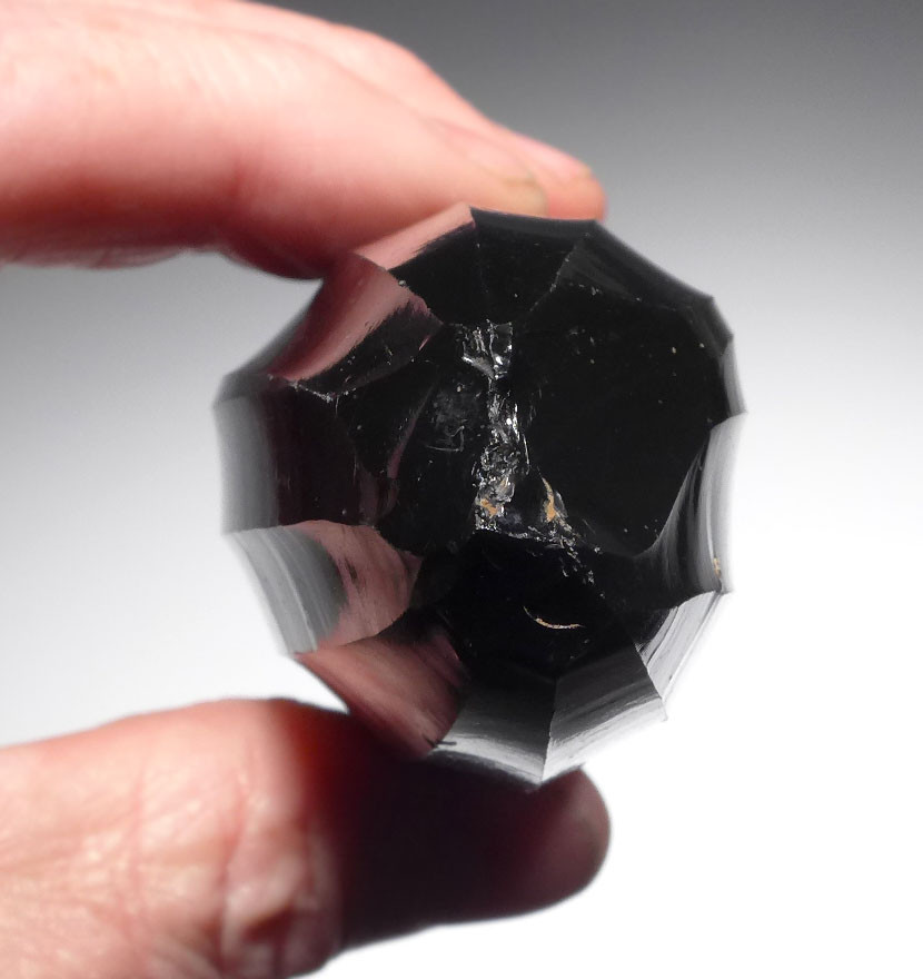 PRE-COLUMBIAN OBSIDIAN PRISMATIC BLADE CORE AZTEC