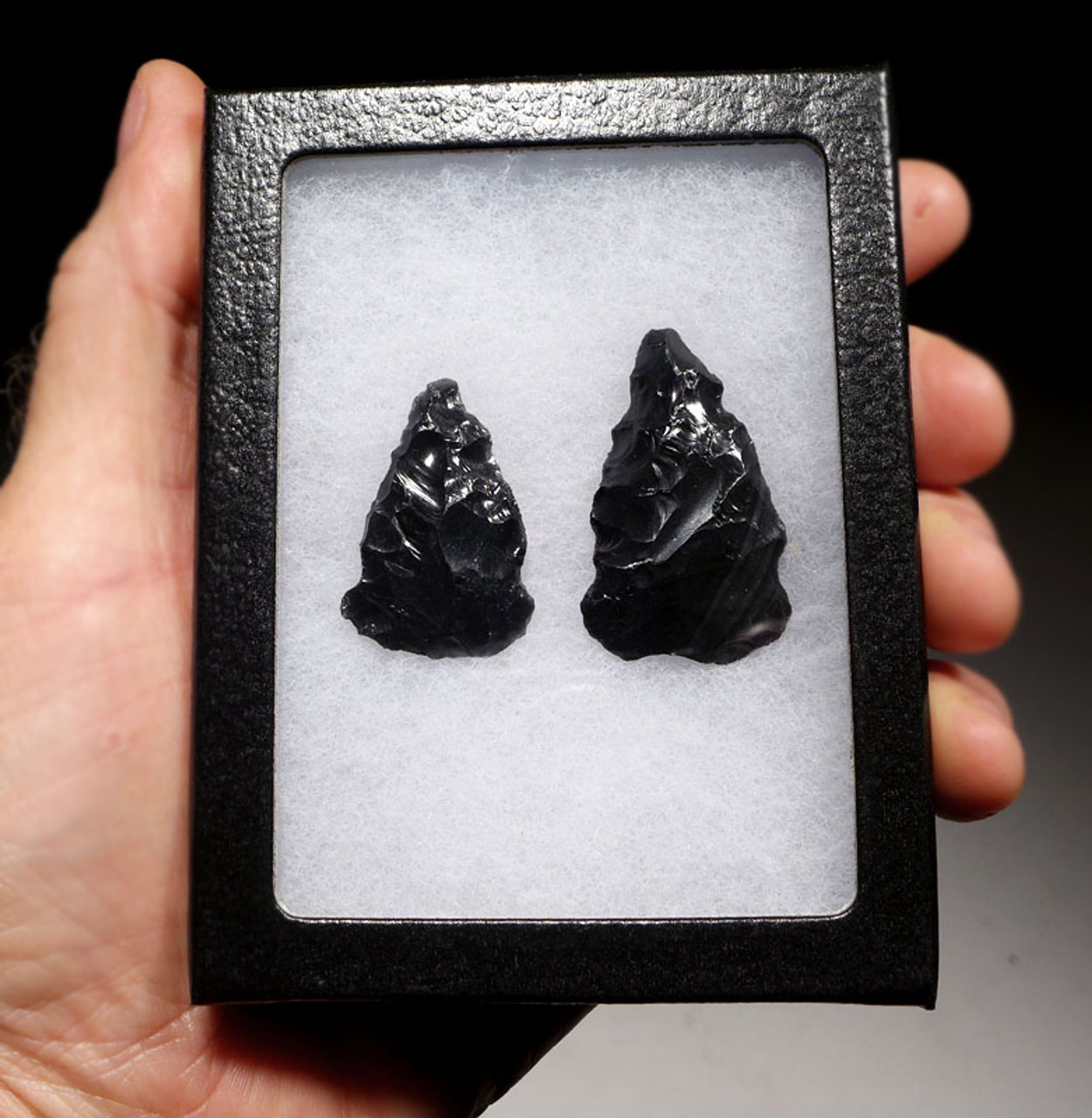 SET OF 2 NOTCH BASE PRE-COLUMBIAN OBSIDIAN ARROWHEADS *PC230