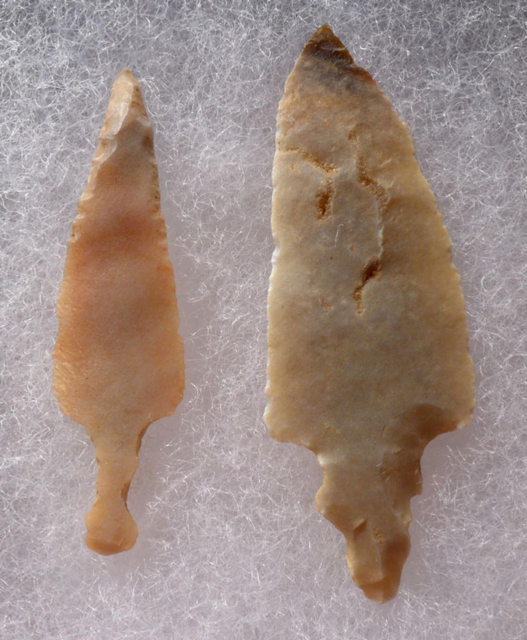 TWO LARGE PREMIUM UNIFACIAL AFRICAN CAPSIAN NEOLITHIC ARROWHEADS *CAP204