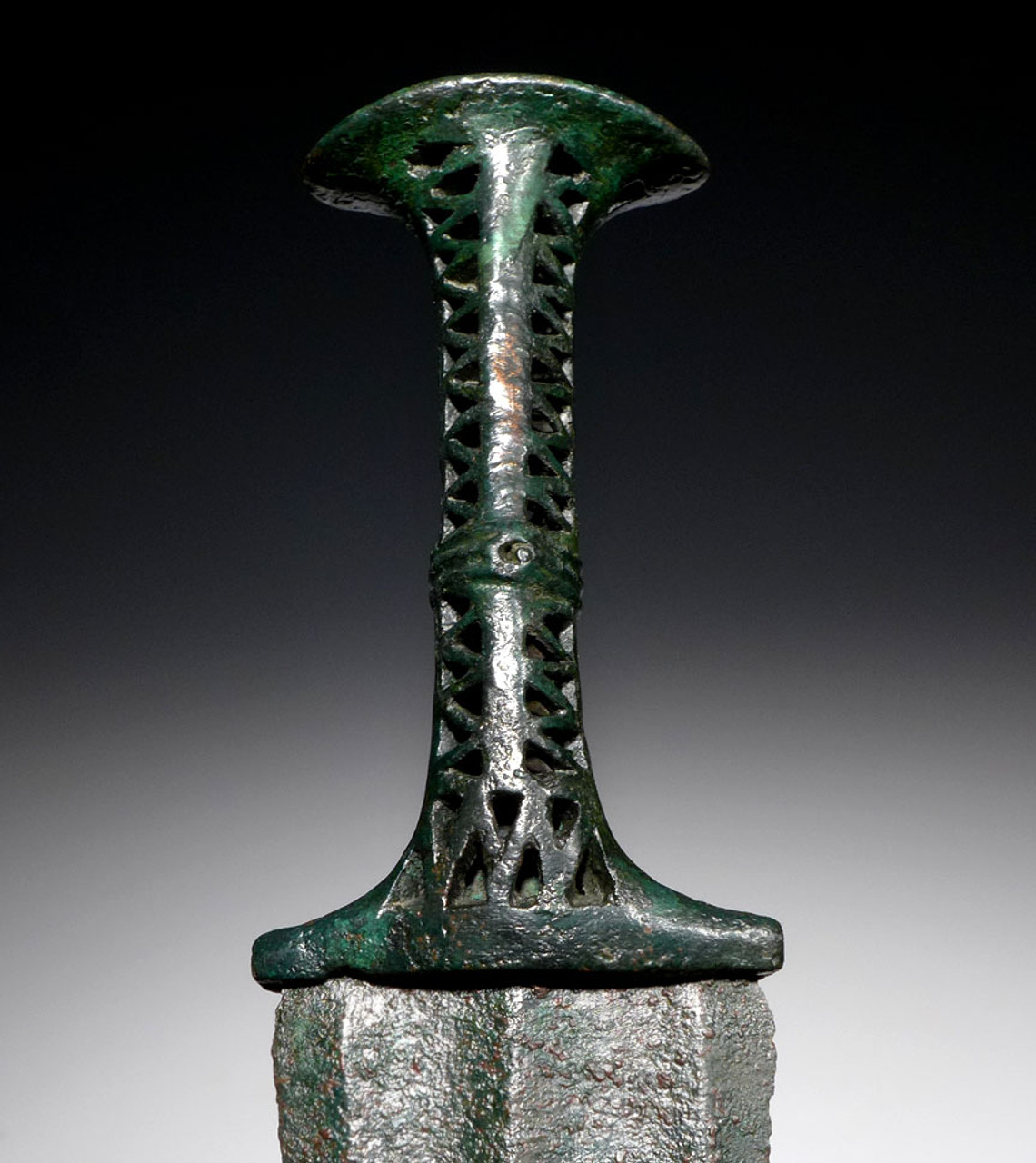 MUSEUM-CLASS ANCIENT ACHAEMENID PERSIAN LURISTAN BRONZE DAGGER WITH OPENWORK HANDLE *LUR142