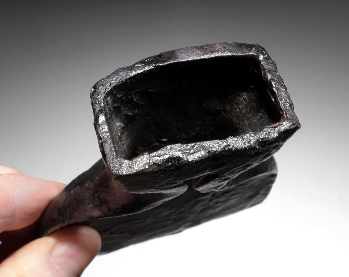 Ancient ブラックメタル　BLACKL RARE ANCIENT LATE CELTIC IRON SOCKETED AXE OF EXCEPTIONAL