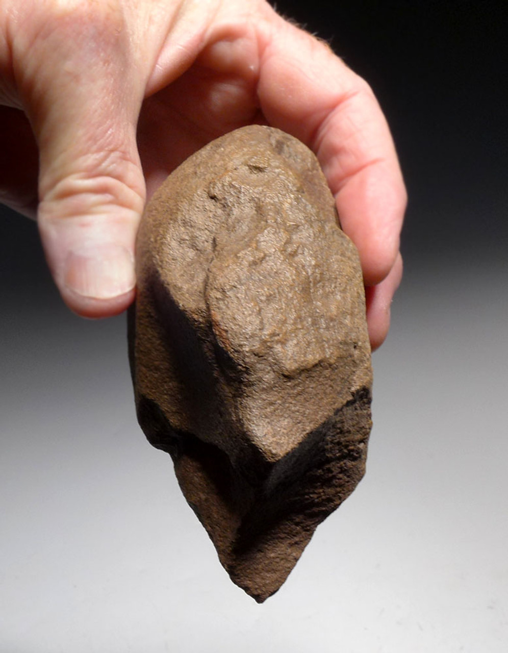 LOWER PALEOLITHIC OLDOWAN PEBBLE CHOPPER AXE FROM AFRICA - FIRST HUMAN TOOL  *PB134