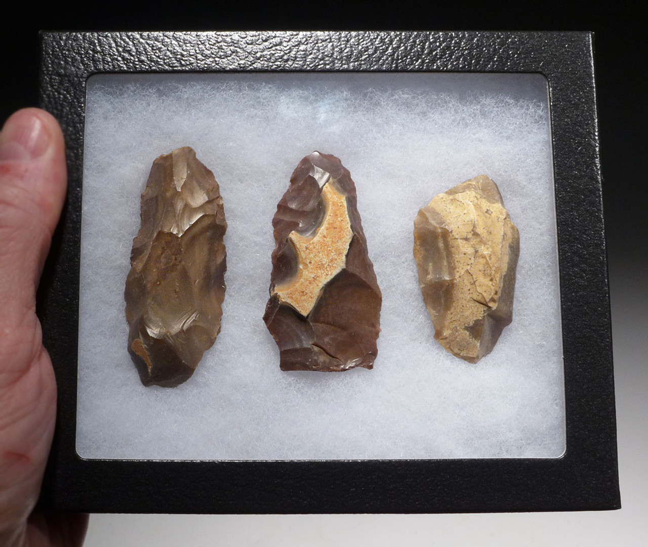 THREE EARLY MAN ATERIAN FLAKE TOOLS FROM MIDDLE PALEOLITHIC AFRICA  *AT109