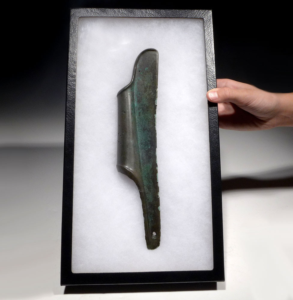 EXTREMELY RARE ANCIENT BRONZE POLE AXE OF THE SAKA SCYTHIAN