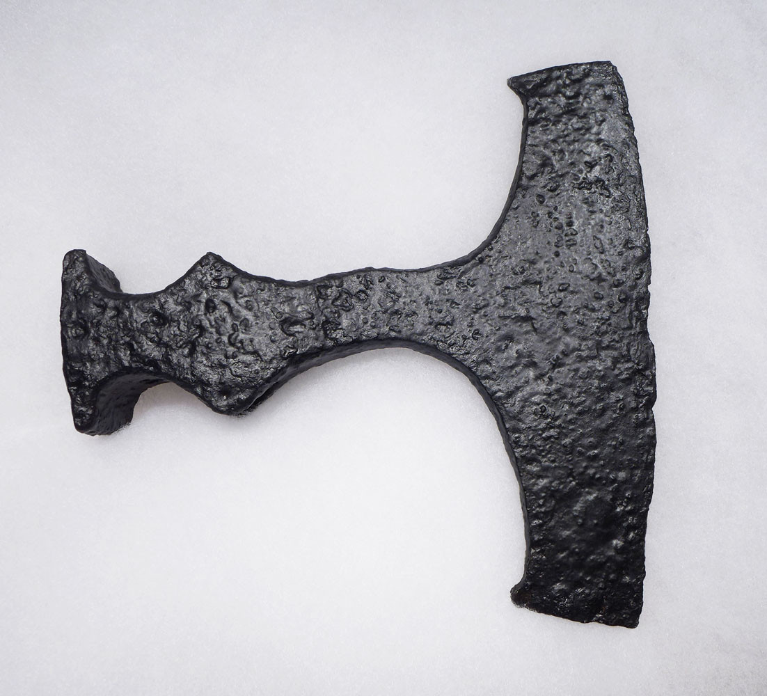 MASSIVE TWO-HANDED BERSERKER VIKING BEARDED AXE OF THE ROMAN