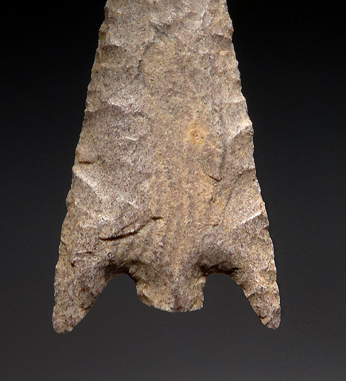 COLLECTOR-GRADE BIFACIAL ELONGATE TRIANGULAR BARBED ARROWHEAD OF THE CAPSIAN AFRICAN NEOLITHIC  *CAP280