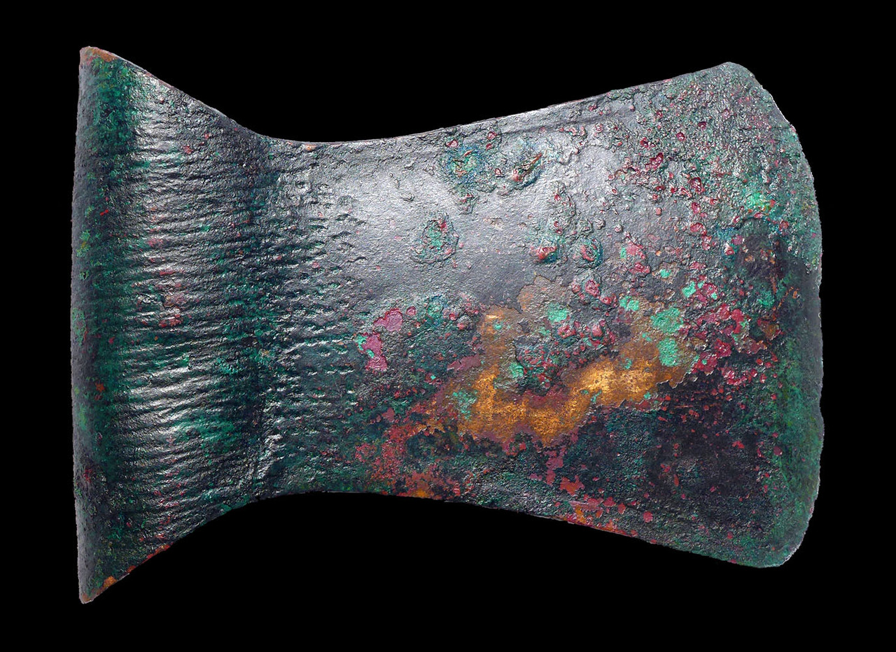 MASSIVE ANCIENT BRONZE PRESTIGE BROAD AXE FROM LURISTAN WITH HAFTING DECORATIONS  *LUR189