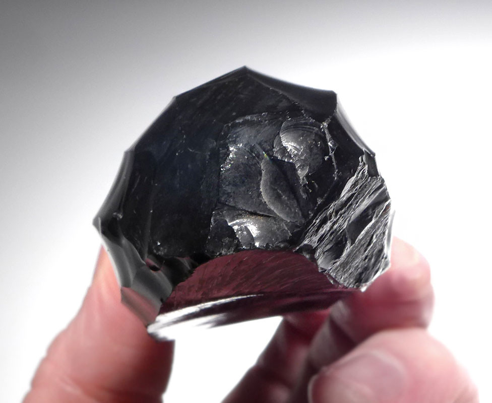 COMPLETE LARGE PRE-COLUMBIAN AZTEC OBSIDIAN PRISMATIC BLADE CORE