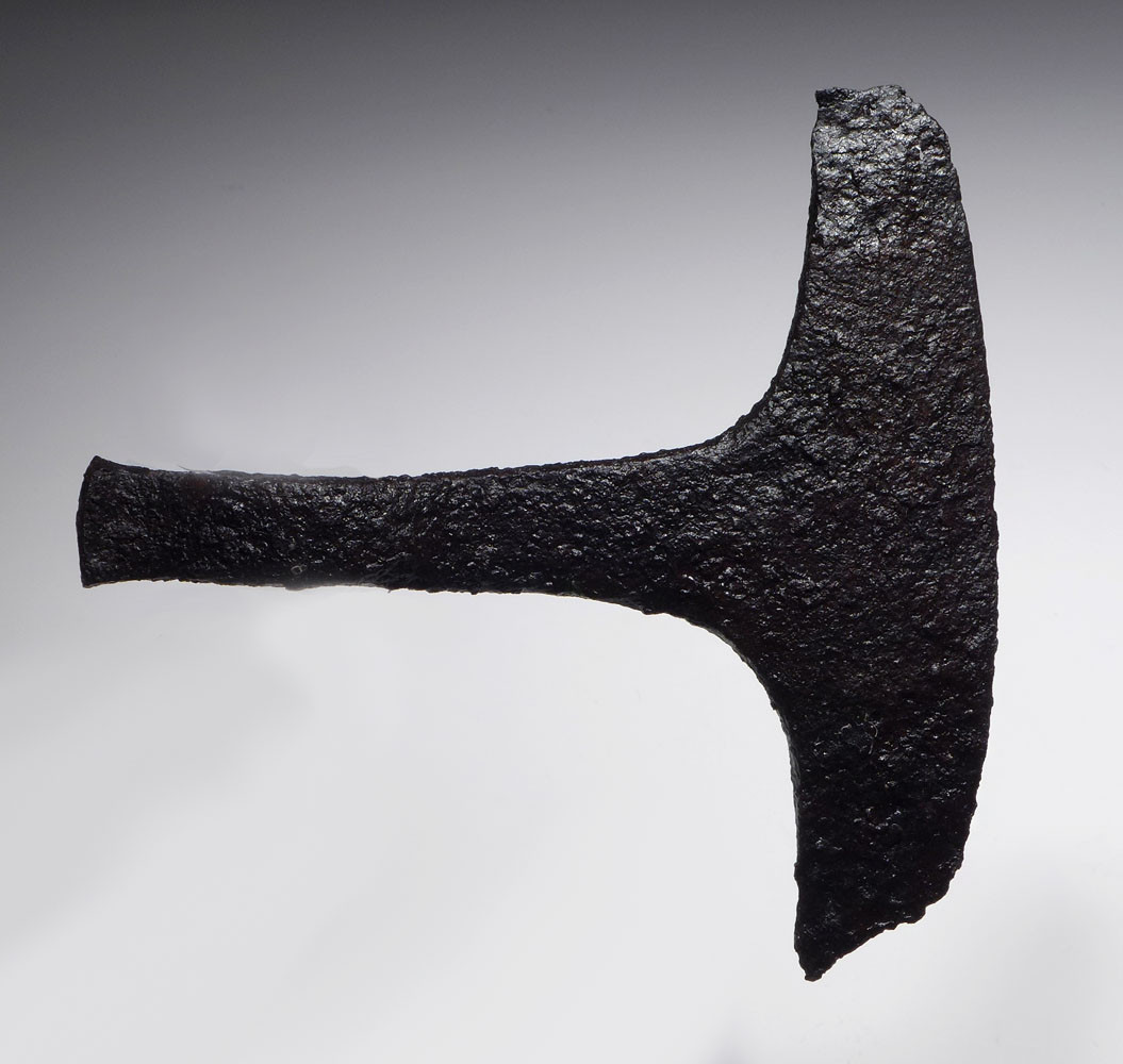 ANCIENT VIKING HALBERD AXE OF THE SCANDINAVIAN VARANGIAN GUARD