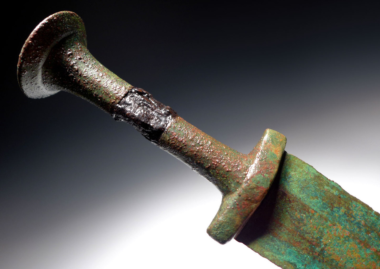 ANCIENT BRONZE LURISTAN SHORT SWORD WITH RARE EARLY IRON AGE PRESTIGE HANDLE EMBELLISHMENT  *LUR221