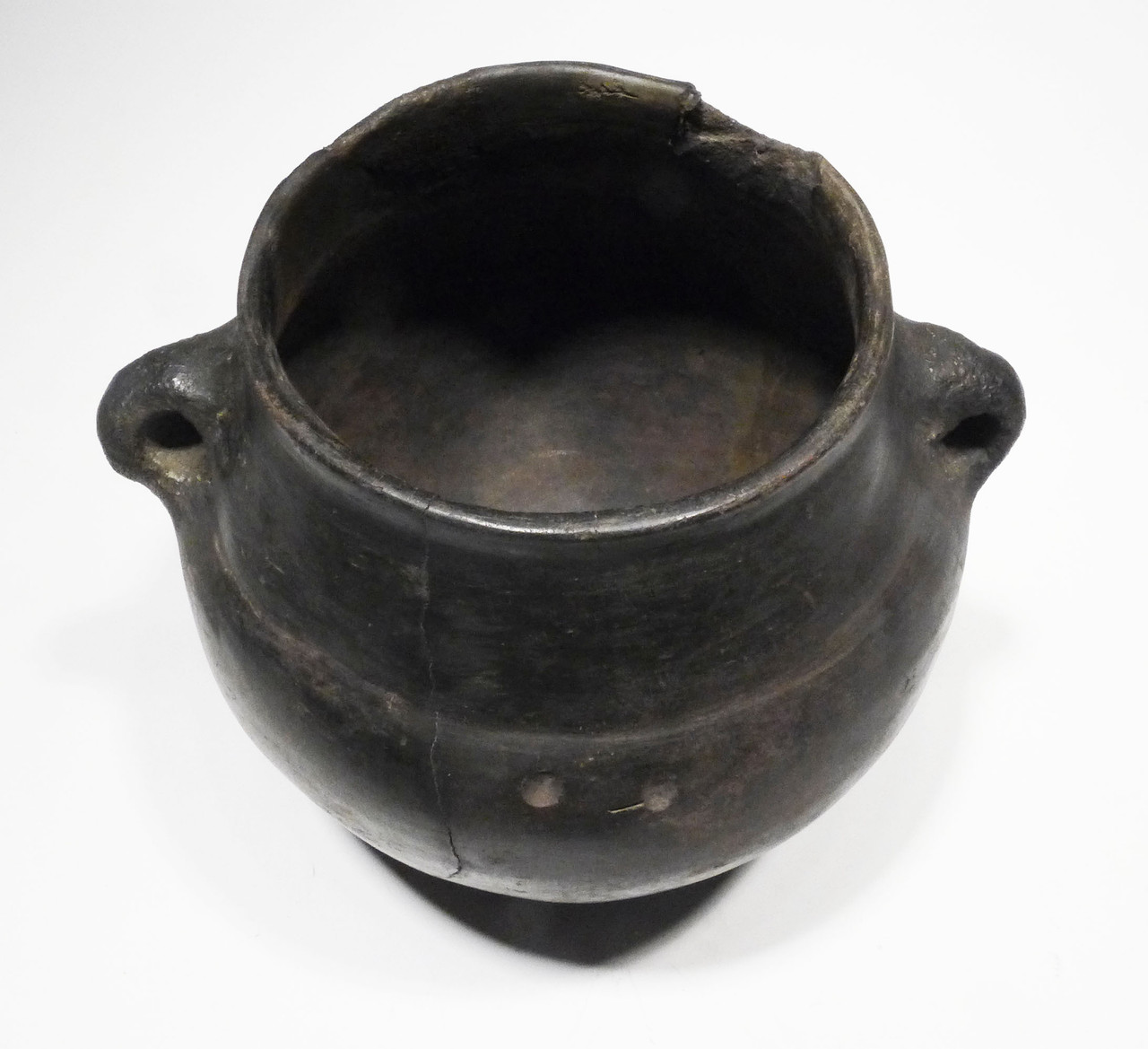 BLACKWARE PRESTIGE CERAMIC HANDLED POT FROM THE LUSATIAN URNFIELD CULTURE  *URN32