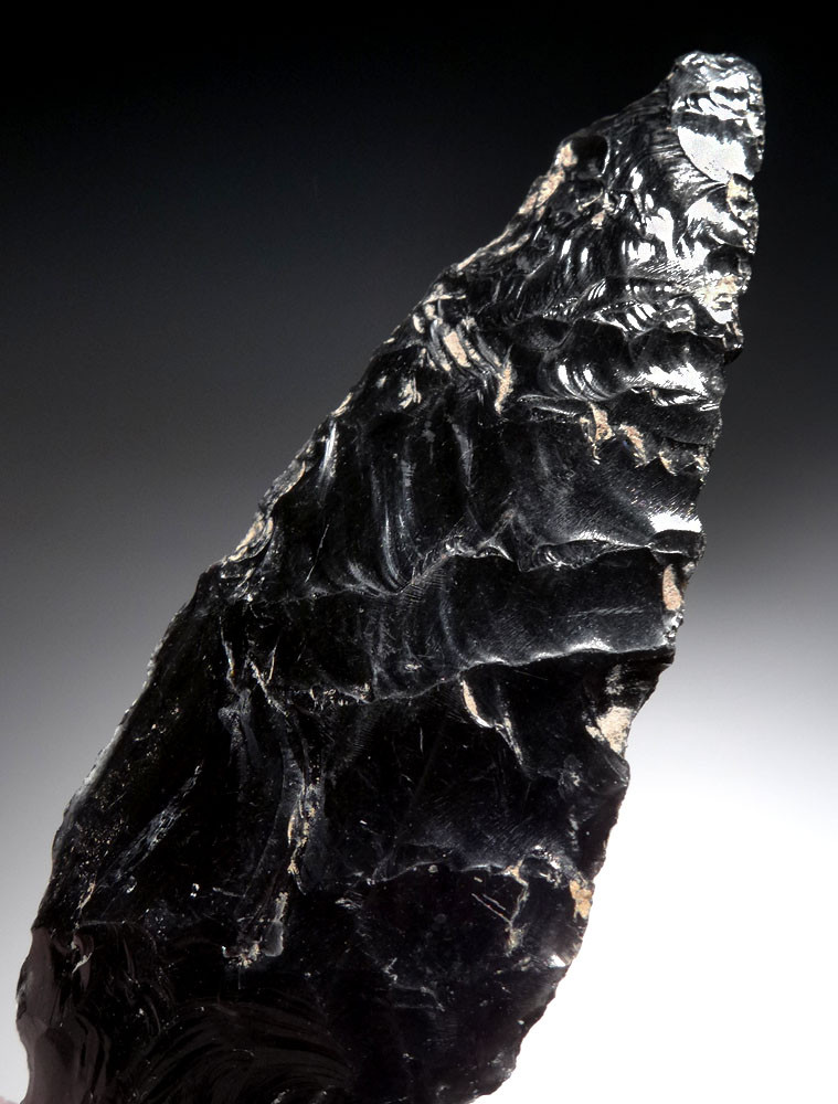 LARGE PRE-COLUMBIAN AZTEC OBSIDIAN ATLATL BIFACIAL TANGED LEAF