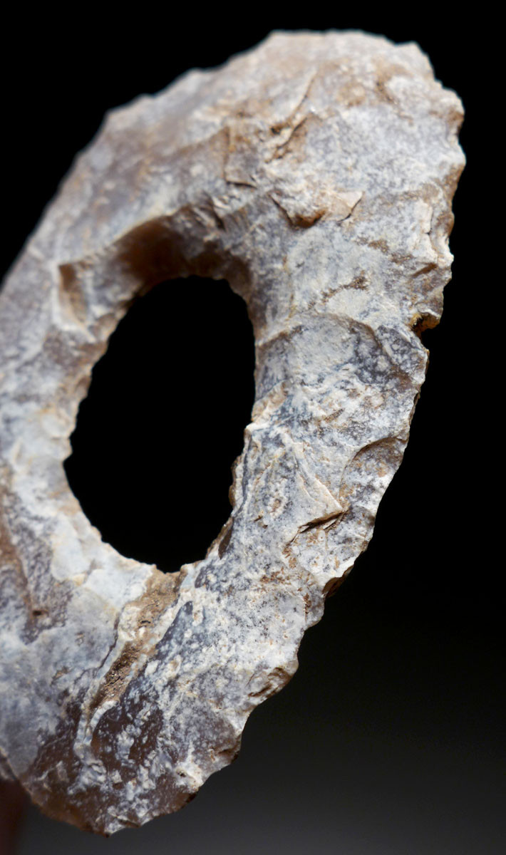 MAYAN PRE-COLUMBIAN FLAKED ECCENTRIC CLOSED RING EFFIGY  *PC443