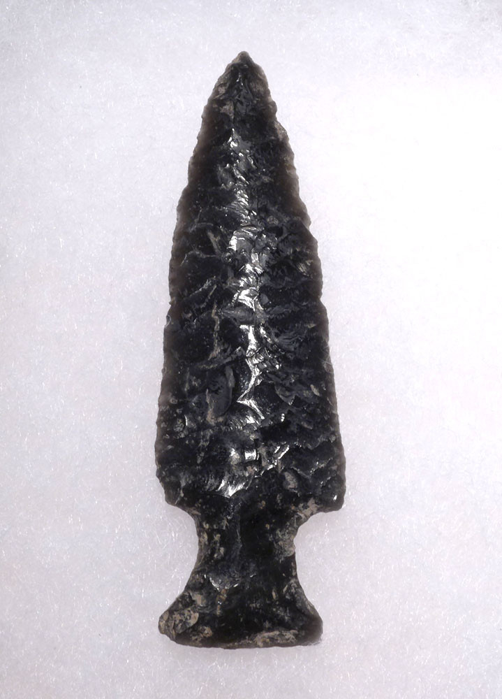 TOP COLLECTOR-GRADE ELONGATED PRE-COLUMBIAN AZTEC BANDED OBSIDIAN