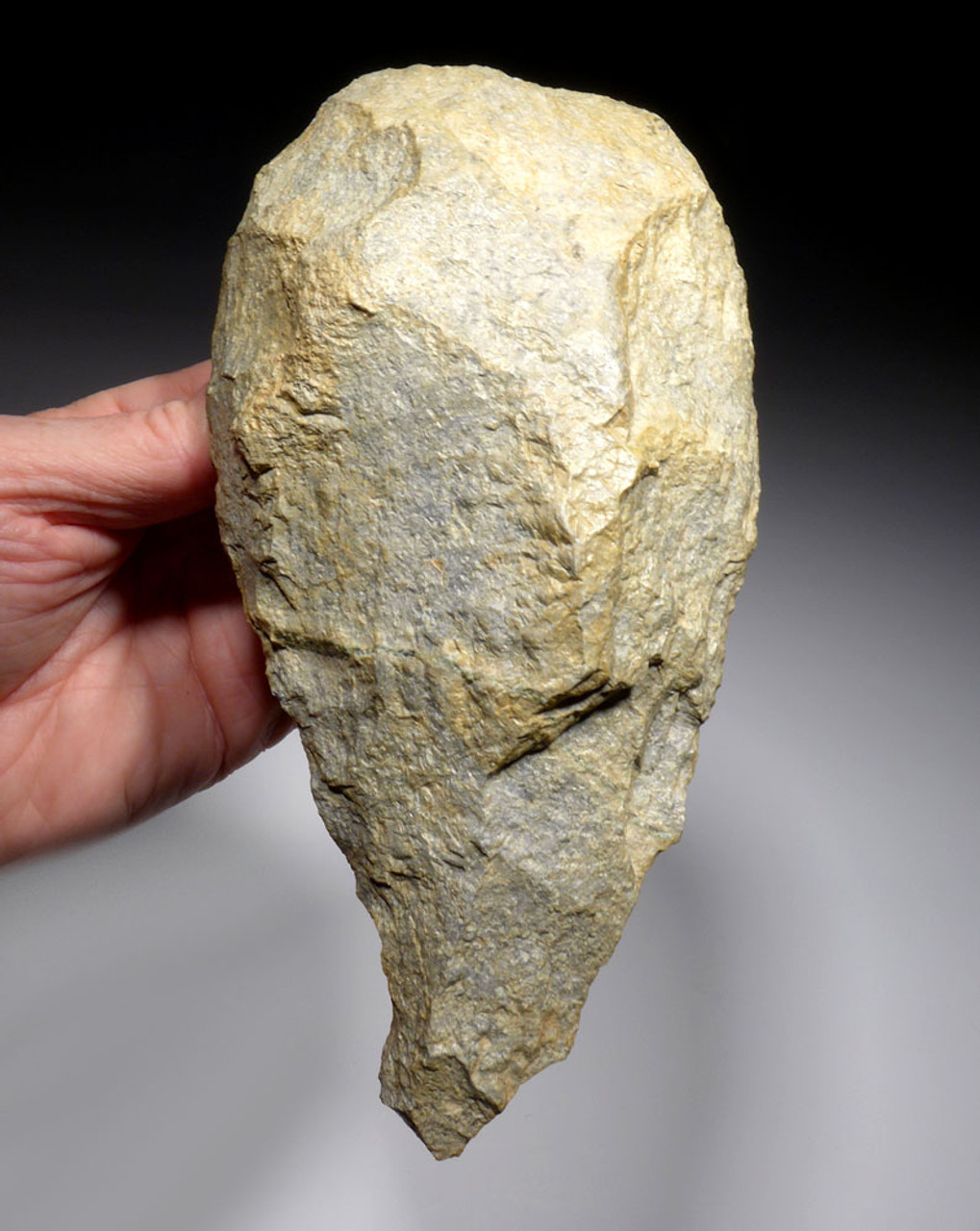 EXQUISITE EAST AFRICA ACHEULEAN RHYOLITE HANDAXE WITH SHARP UNBROKEN TIP  *ACH440