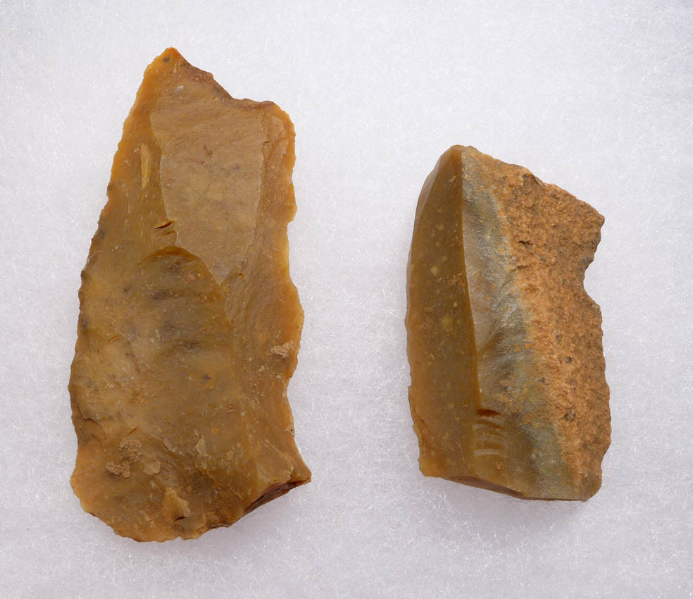 TWO CRO-MAGNON AURIGNACIAN BLADE KNIFE FLAKE TOOLS FROM FRANCE