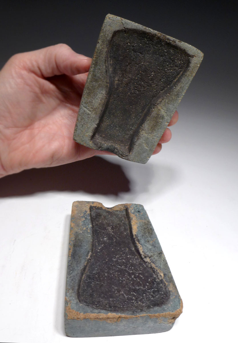 EXTREMELY RARE USED ANCIENT REVERSIBLE DUAL TYPE AXE MOLD FOR