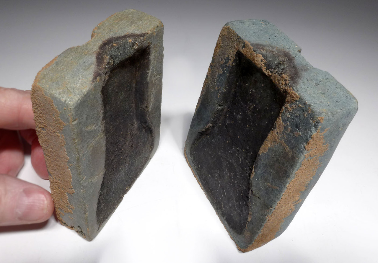 EXTREMELY RARE USED ANCIENT REVERSIBLE DUAL TYPE AXE MOLD FOR
