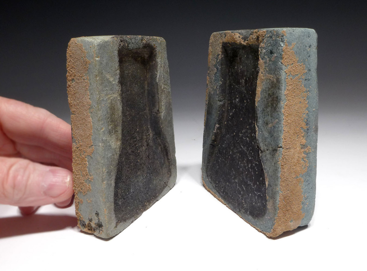 EXTREMELY RARE USED ANCIENT REVERSIBLE DUAL TYPE AXE MOLD FOR