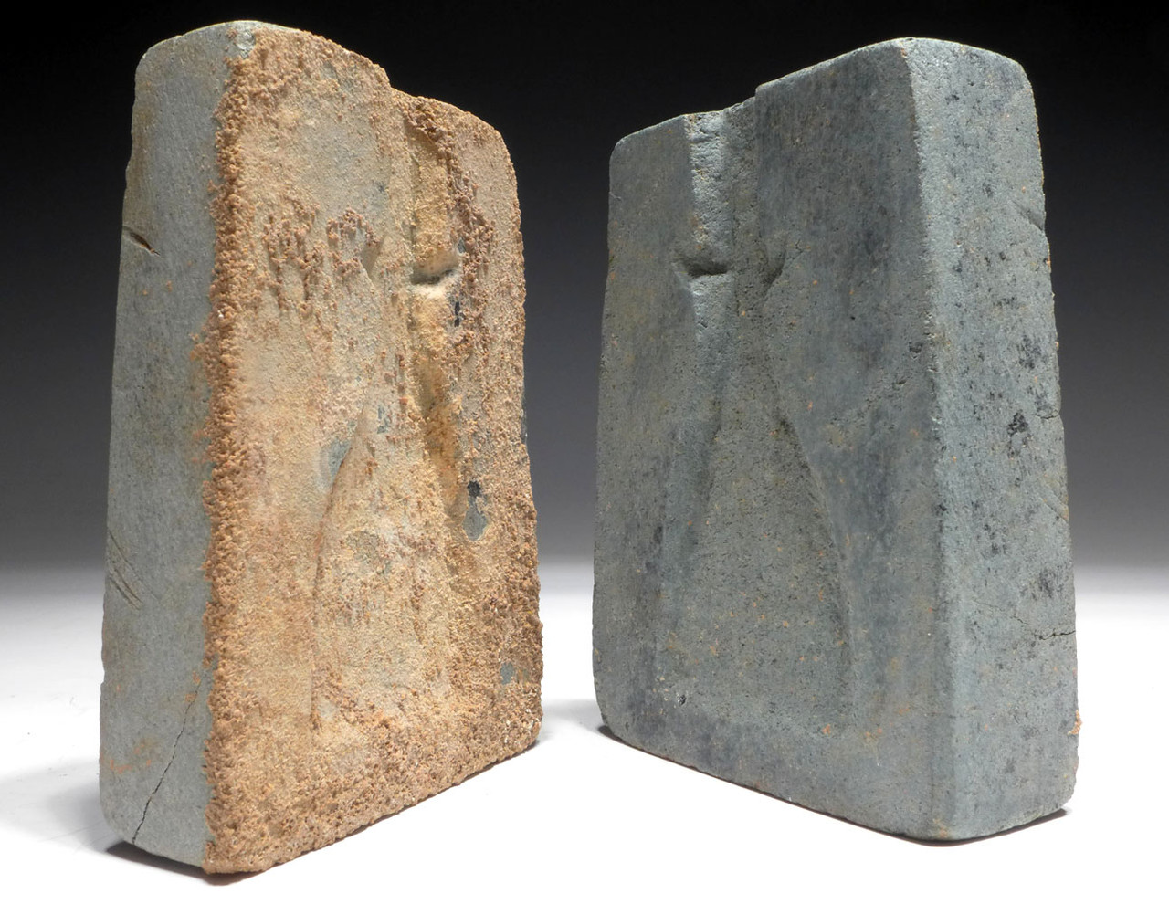 EXTREMELY RARE USED ANCIENT REVERSIBLE DUAL TYPE AXE MOLD FOR