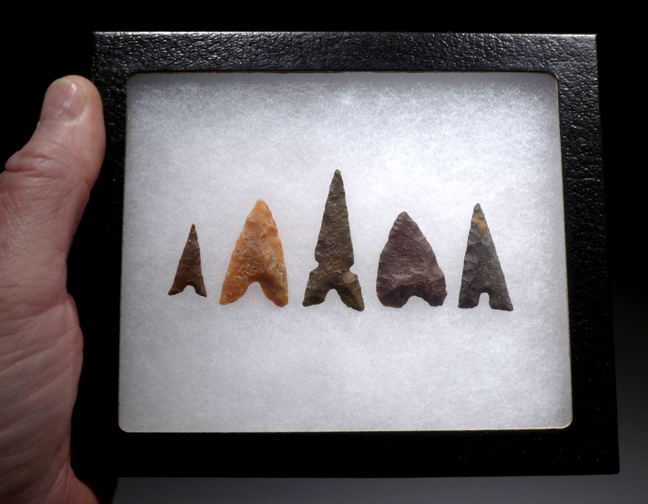 FIVE PREMIUM AFRICAN CAPSIAN NEOLITHIC PROJECTILE POINT ARROWHEADS  *CAP414