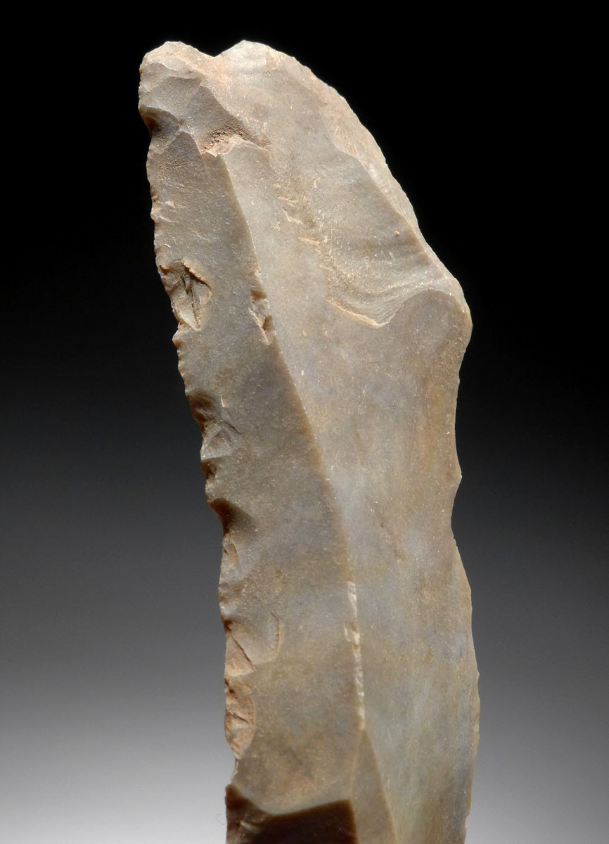 CRO-MAGNON UPPER PALEOLITHIC MAGDALENIAN FLINT BLADE TOOL FROM