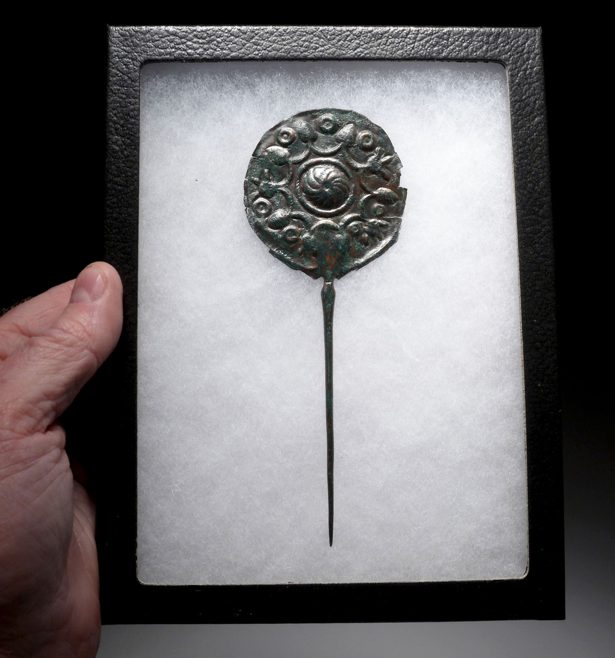 Two large Luristan bronze disc-headed clothing pins, Iran, 1st millenium BC  - Rob Michiels Auctions
