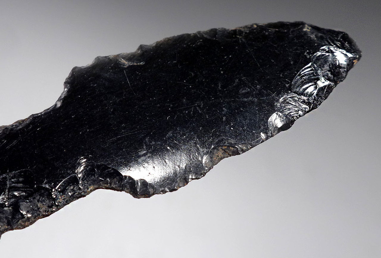 UNIQUE MAYAN OBSIDIAN ARROWHEAD MADE ON A PRISMATIC BLADE *PC507