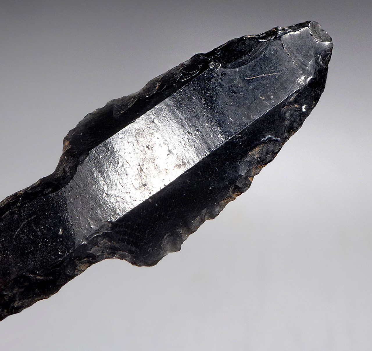 UNIQUE MAYAN OBSIDIAN ARROWHEAD MADE ON A PRISMATIC BLADE  *PC507