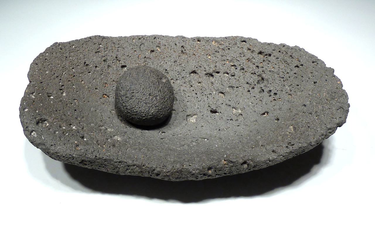 EXTREMELY RARE TENEREAN NEOLITHIC STONE BOWL VESICULAR BASALT