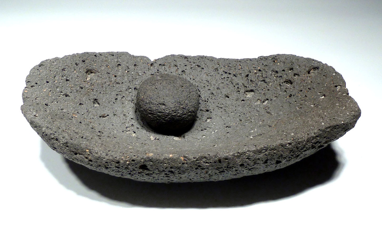 EXTREMELY RARE TENEREAN NEOLITHIC STONE BOWL VESICULAR BASALT